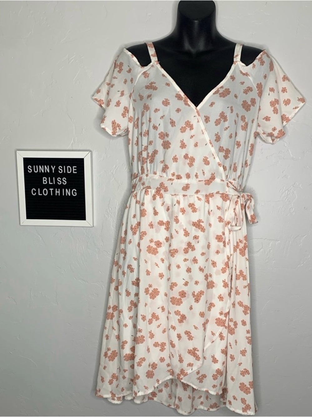 Jessica Simpson Pink White Floral Faux Wrap Off Shoulder Midi Dress Size Large